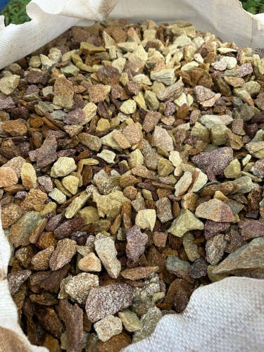 Златолит персиковый декоративная каменная крошка купить в Александровске