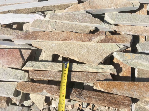 Горбушка златолит золотистый для облицовки купить в Александровске