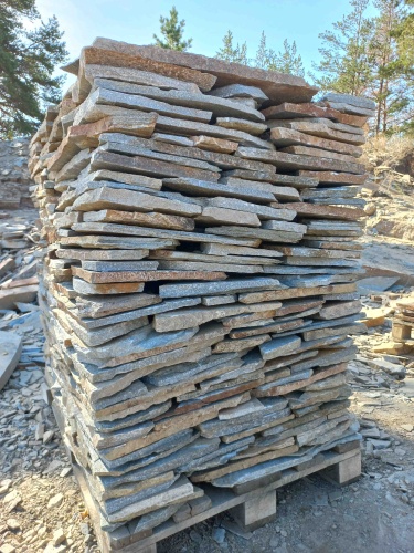 Плитняк златолит серебристый для цоколя, отмостки купить в Александровске