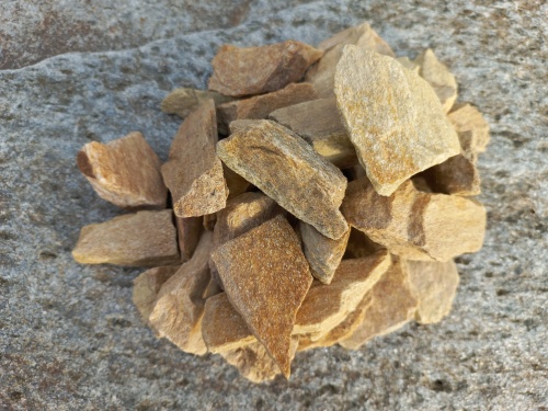 Златолит жёлтый декоративная каменная крошка купить в Александровске