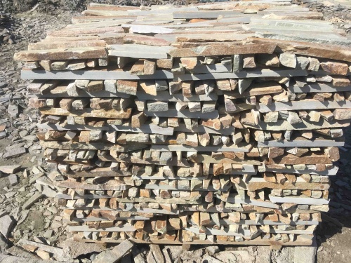 Горбушка златолит золотистый для облицовки купить в Александровске