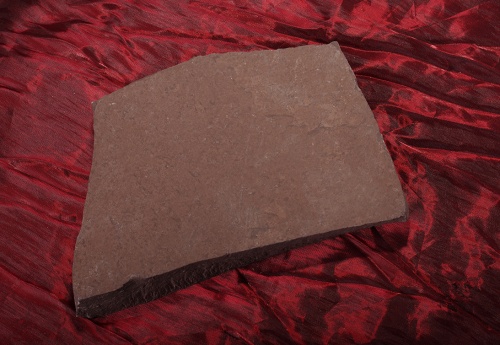 Плитняк лемезит бордовый для цоколя 1,5-2 см купить в Александровске