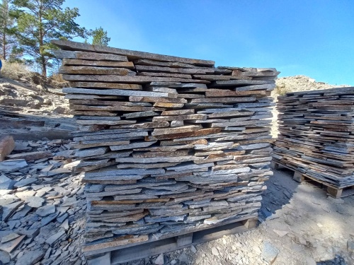 Плитняк златолит серебристый для фасада купить в Александровске