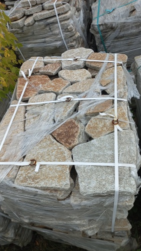 Плитняк галтованный гранитный для ландшафтного дизайна купить в Александровске