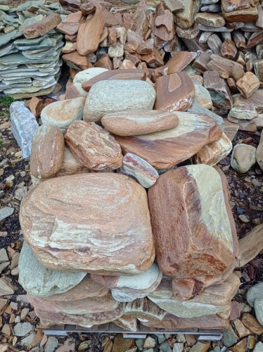 Златолит жёлтый, жёлто-зелёный глыбки и валуны для ланшафтного дизайна купить в Александровске