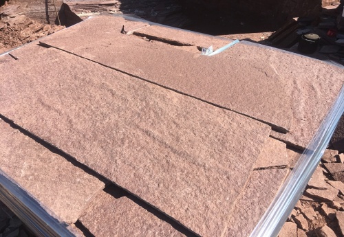 Плитняк лемезит бордовый для ступеней 20-25 мм купить в Александровске